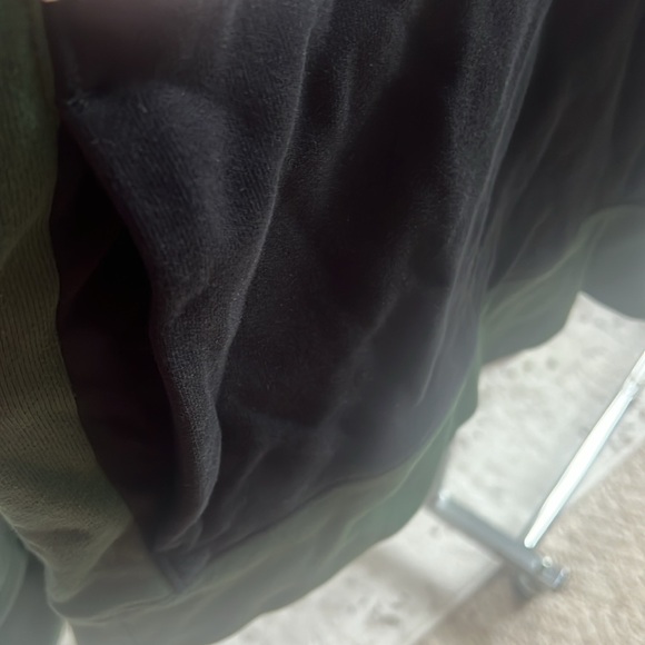 Nike Green and White Hoodie - Picture 3 of 7